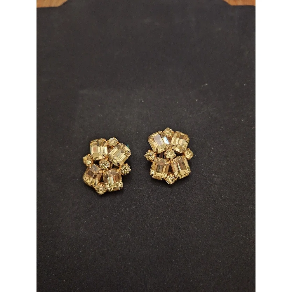 Vintage By Gale Champagne Rhinestone Clip On Earrings Cluster